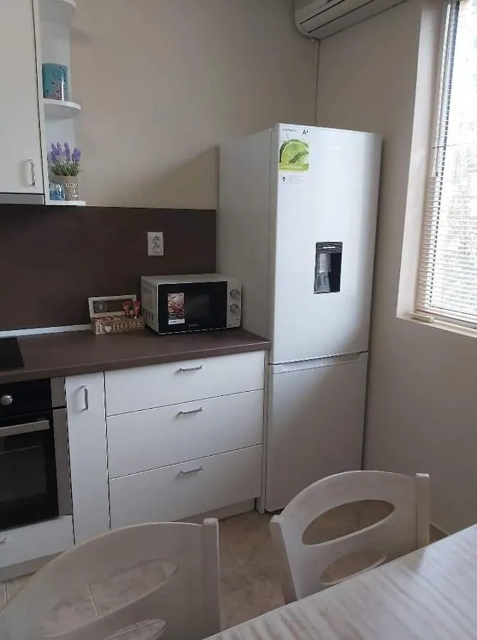 Mam'S Apartment In The Center Varna
