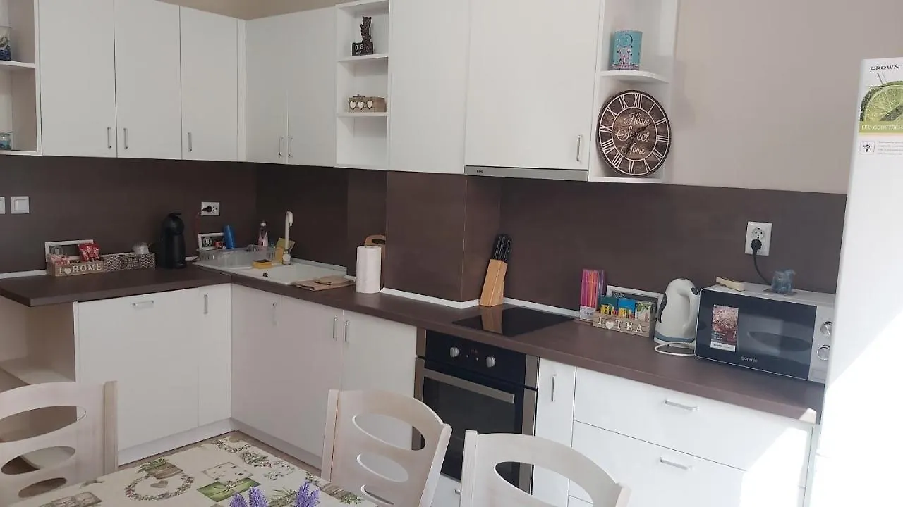 Mam'S Apartment In The Center Varna